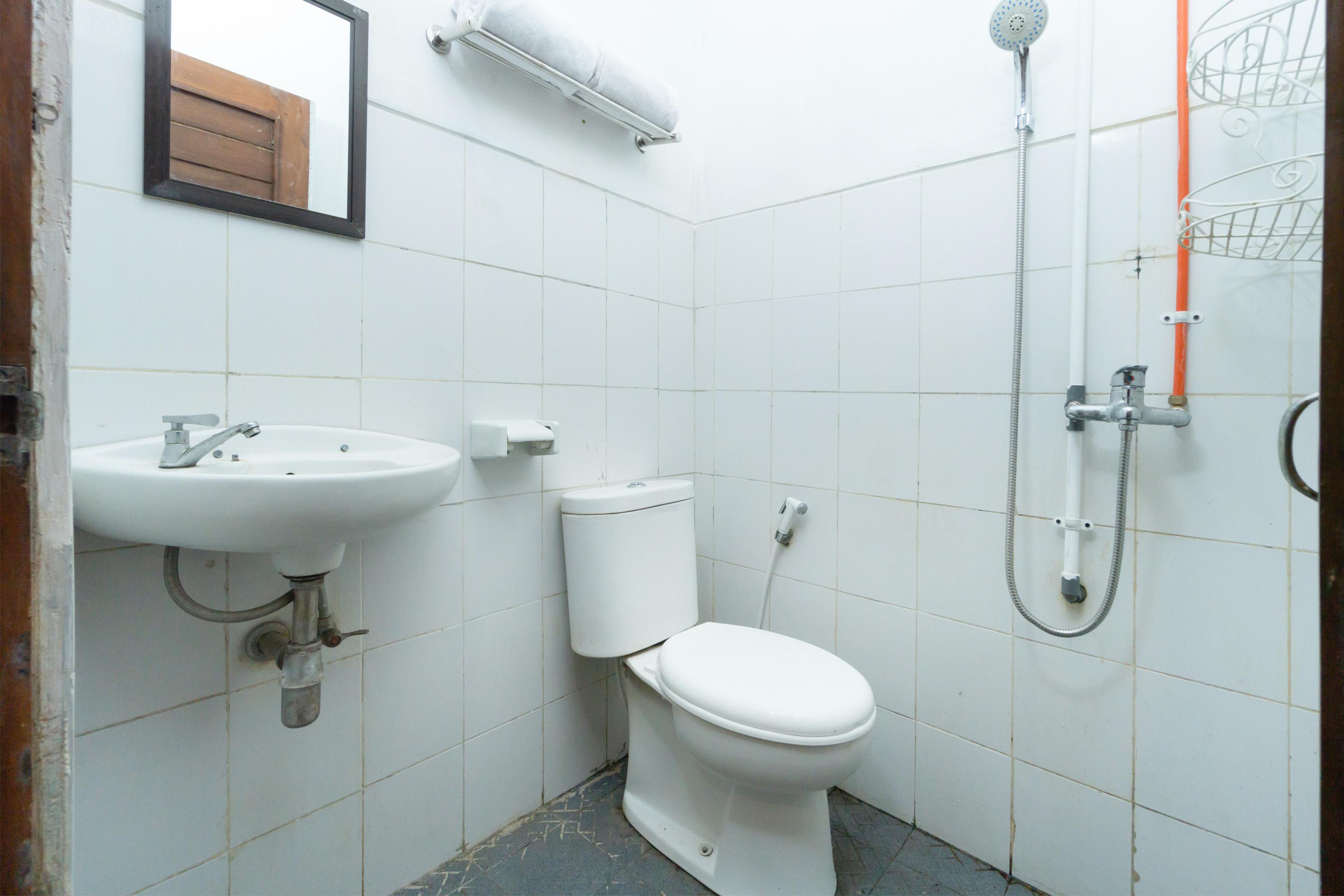 Reddoorz Syariah At Falisha Umy Ngabean Экстерьер фото