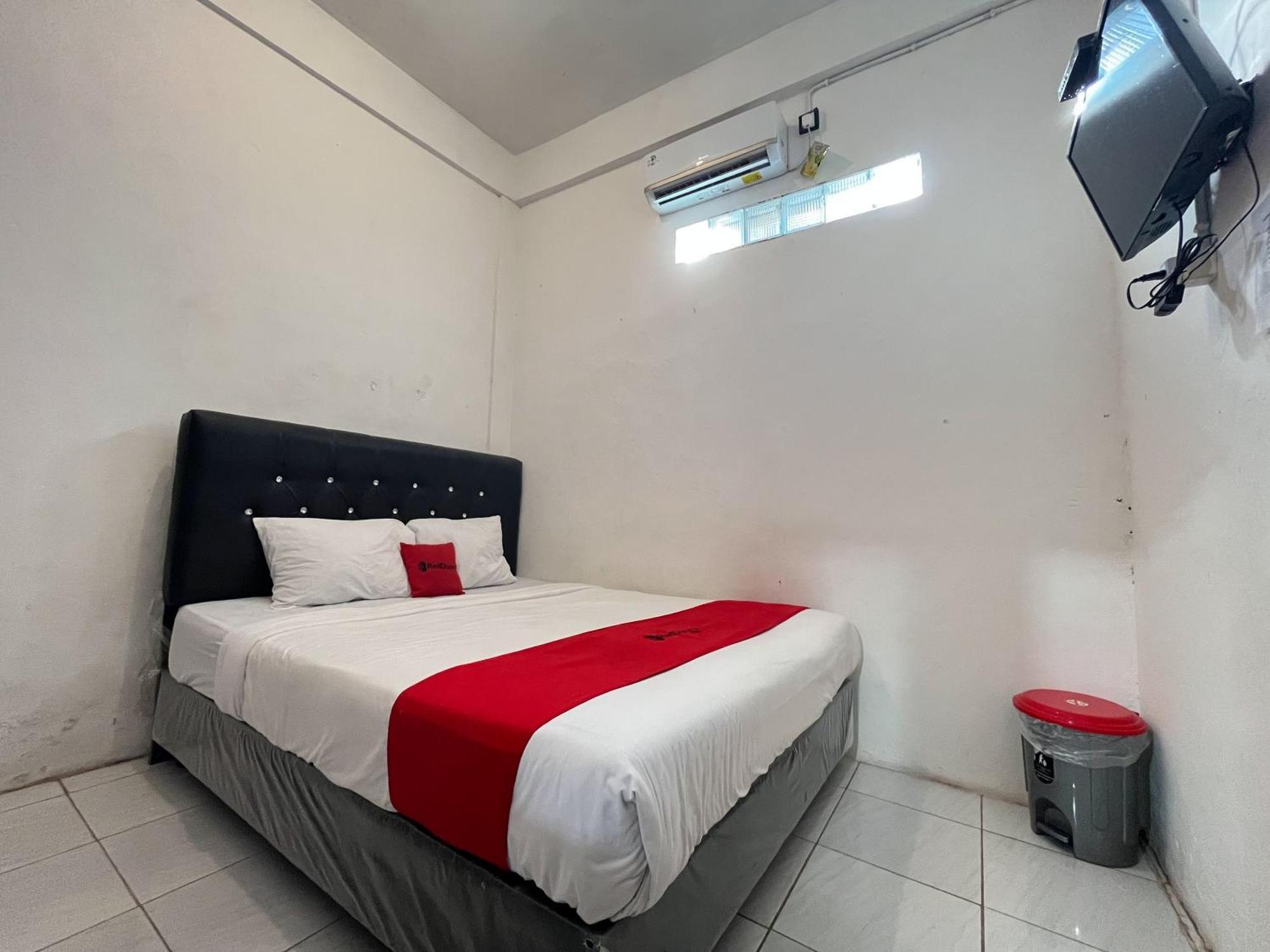 Reddoorz Syariah At Falisha Umy Ngabean Экстерьер фото