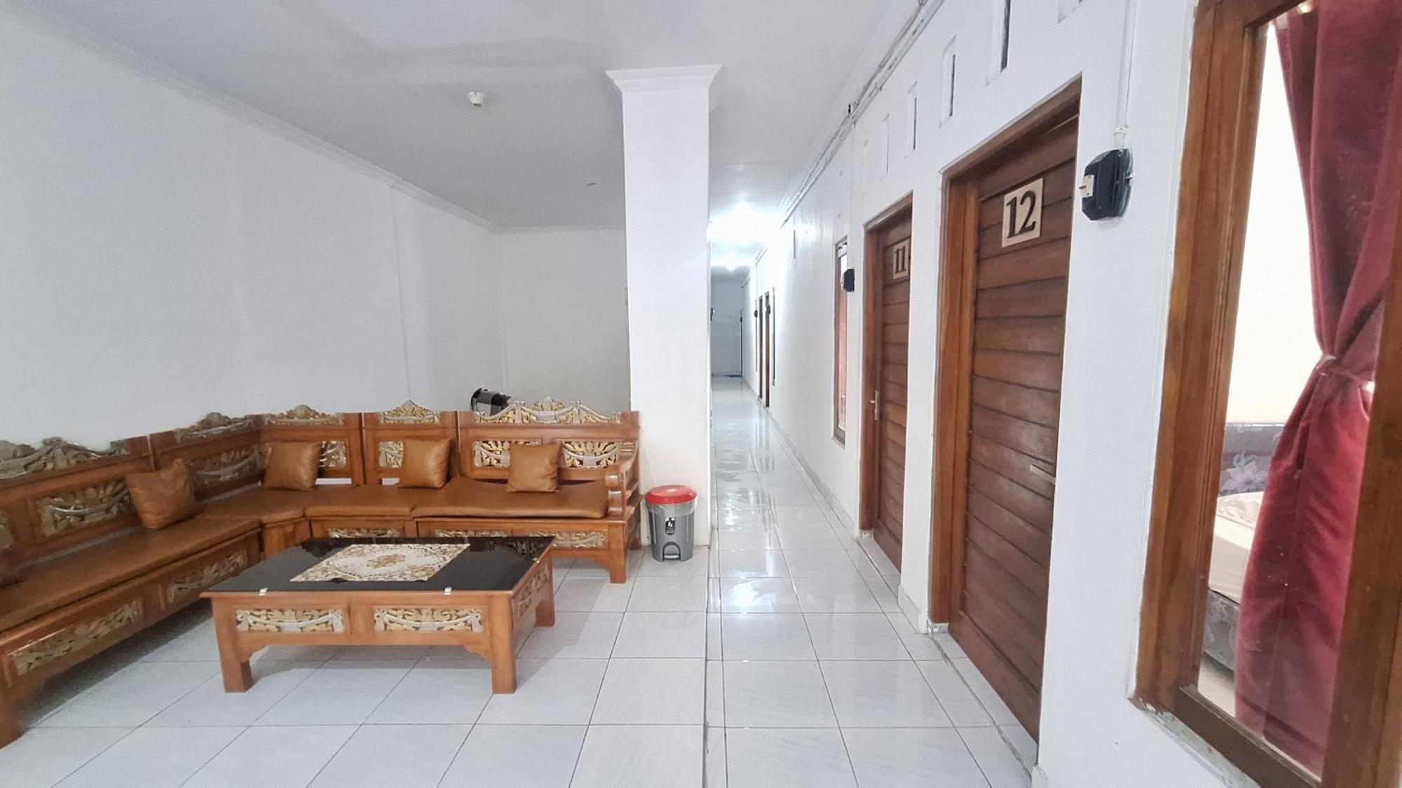 Reddoorz Syariah At Falisha Umy Ngabean Экстерьер фото